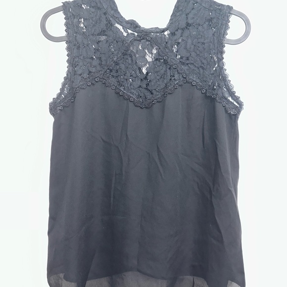 Black blouse with lace - Picture 2 of 3